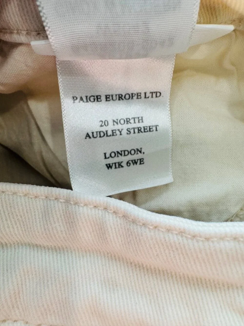 Paige Cindy Sandy Ecru Modern Fit Denim Jeans Pants W/ Zip detail Womens 30